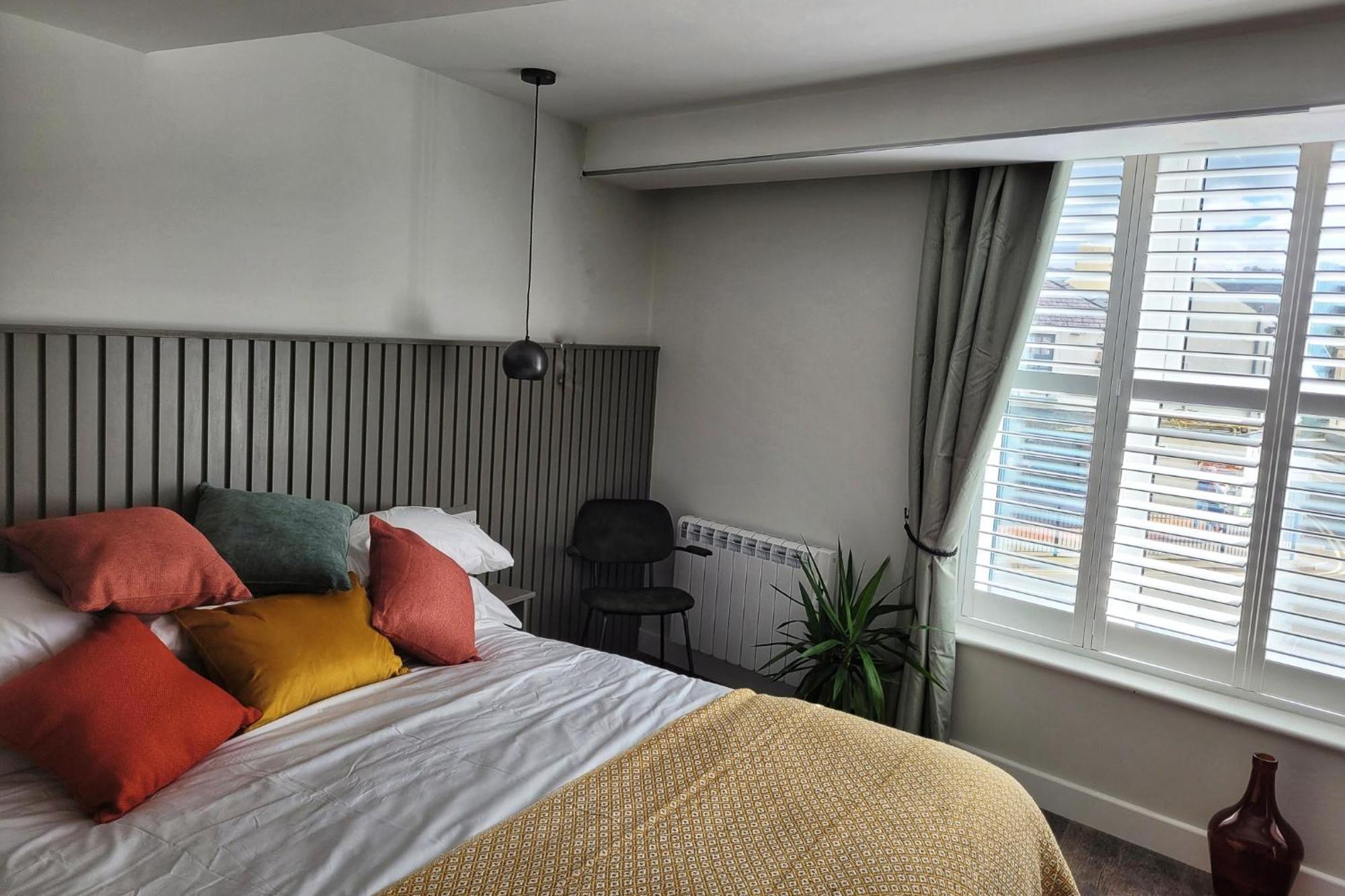 Hotel Sgwar Menai Bridge Esterno foto
